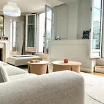Luxury 2-Bedroom With Terrace Near Montmartre