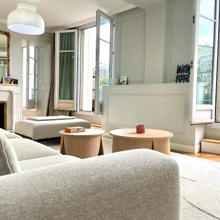 Luxury 2-bedroom With Terrace Near Montmartre Appartamento Parigi