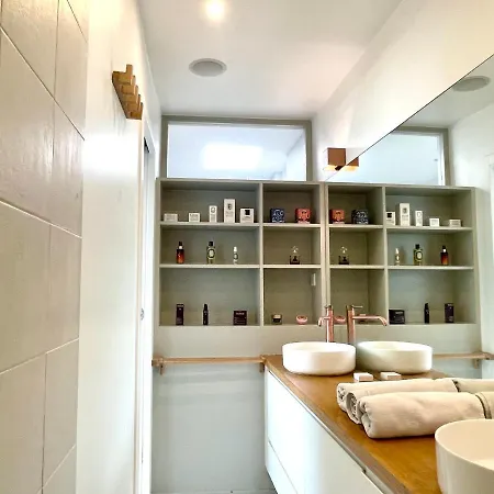 Appartamento Luxury 2-bedroom With Terrace Near Montmartre *
