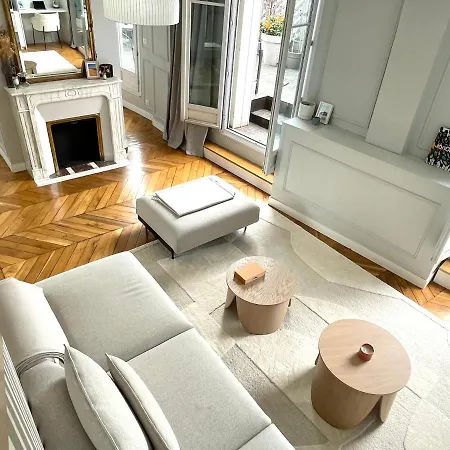 Luxury 2-bedroom With Terrace Near Montmartre *