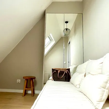 Luxury 2-bedroom With Terrace Near Montmartre Parigi